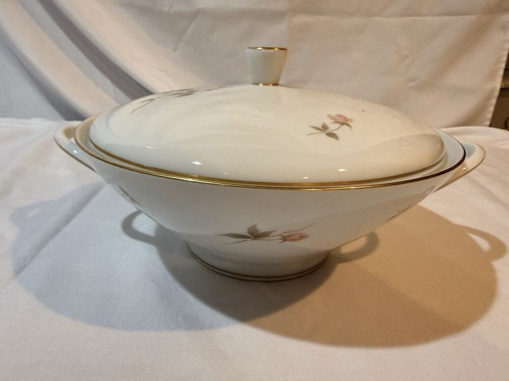 Rosenthal Germany Dawn Rose 3462 Covered Vegetable Serving Bowl w/Lid Gold Trim